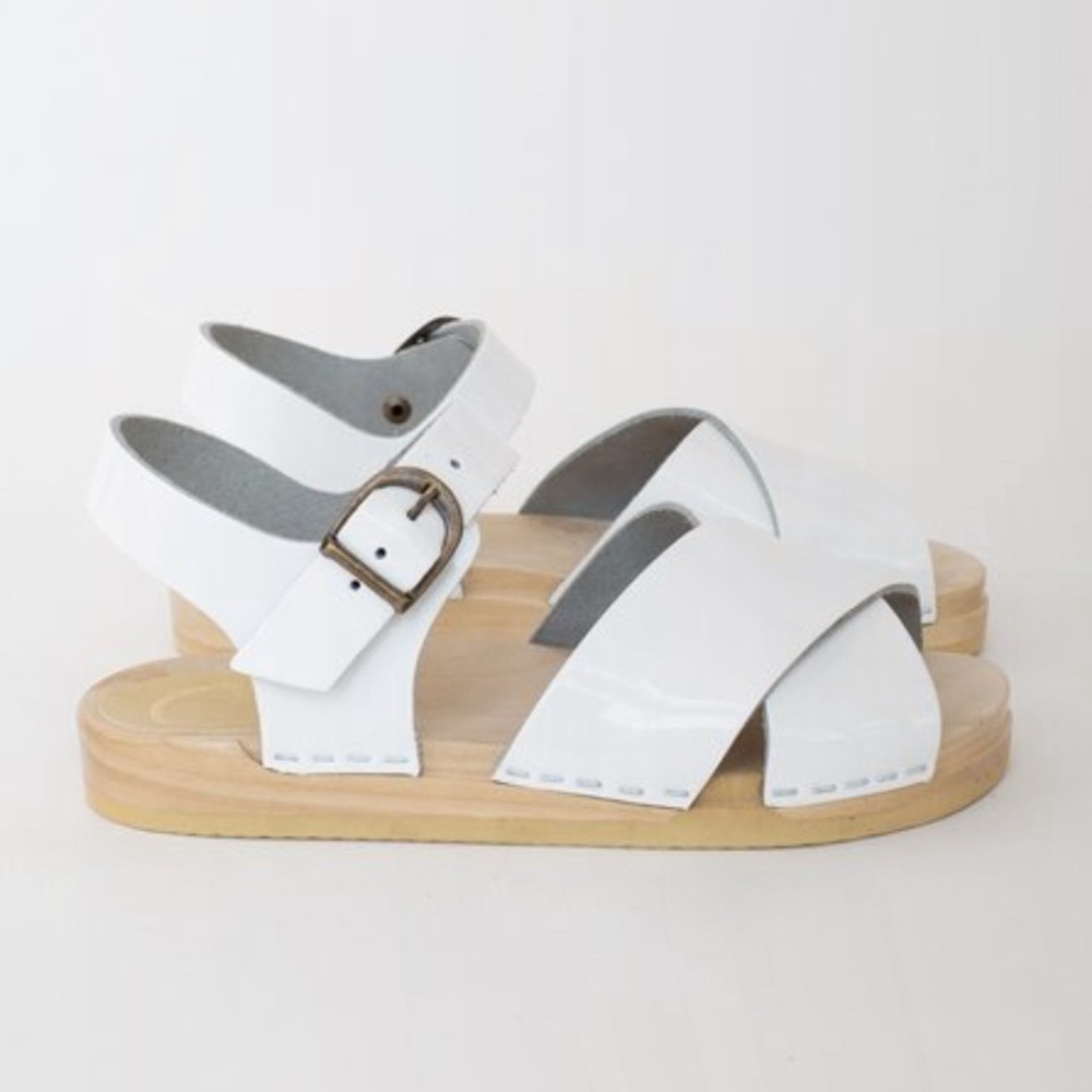 No.6 Coco Criss Cross Front Sandal Flat in White Patent, size 38